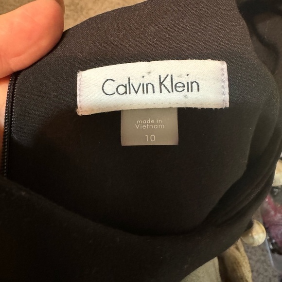 Calvin Klein black sleeveless lined dress with large pearl buttons sz 10 NWT - Picture 8 of 8